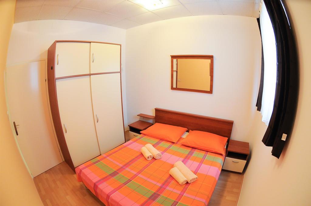 Apartments Marija Petricevic بودْسْتغانا الغرفة الصورة
