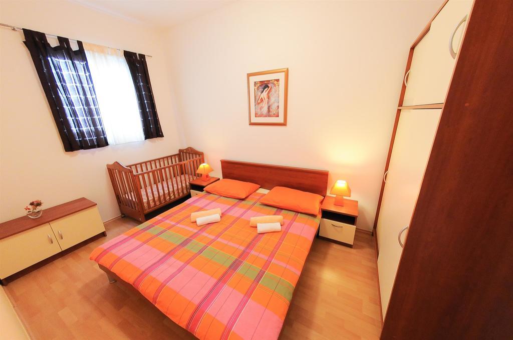 Apartments Marija Petricevic بودْسْتغانا الغرفة الصورة