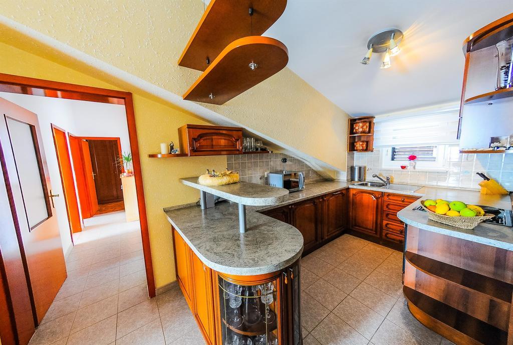 Apartments Marija Petricevic بودْسْتغانا الغرفة الصورة