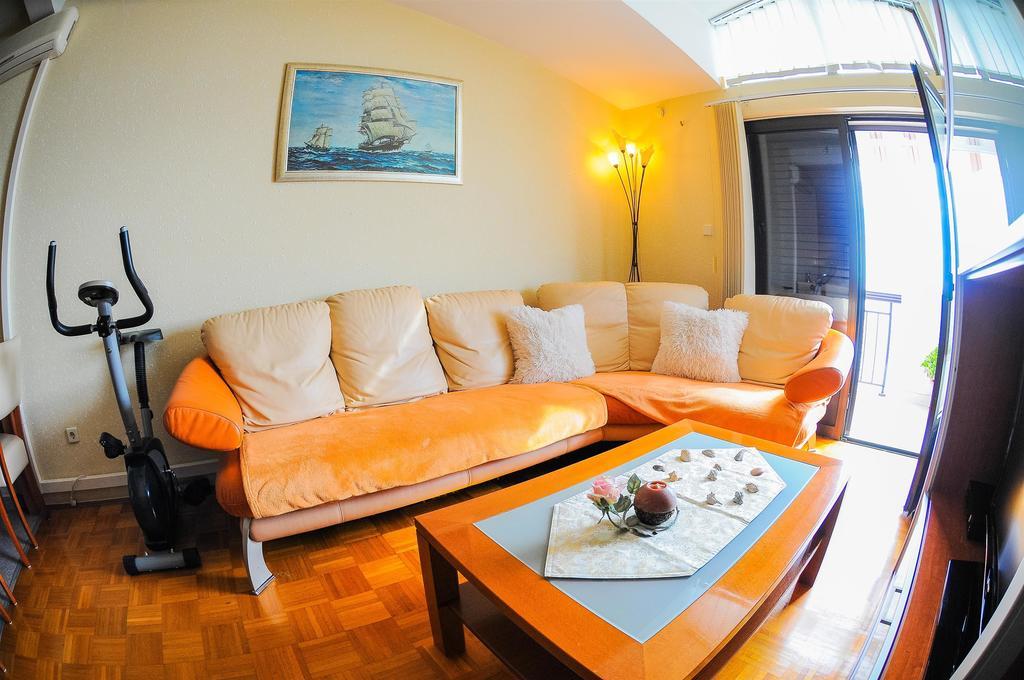 Apartments Marija Petricevic بودْسْتغانا الغرفة الصورة